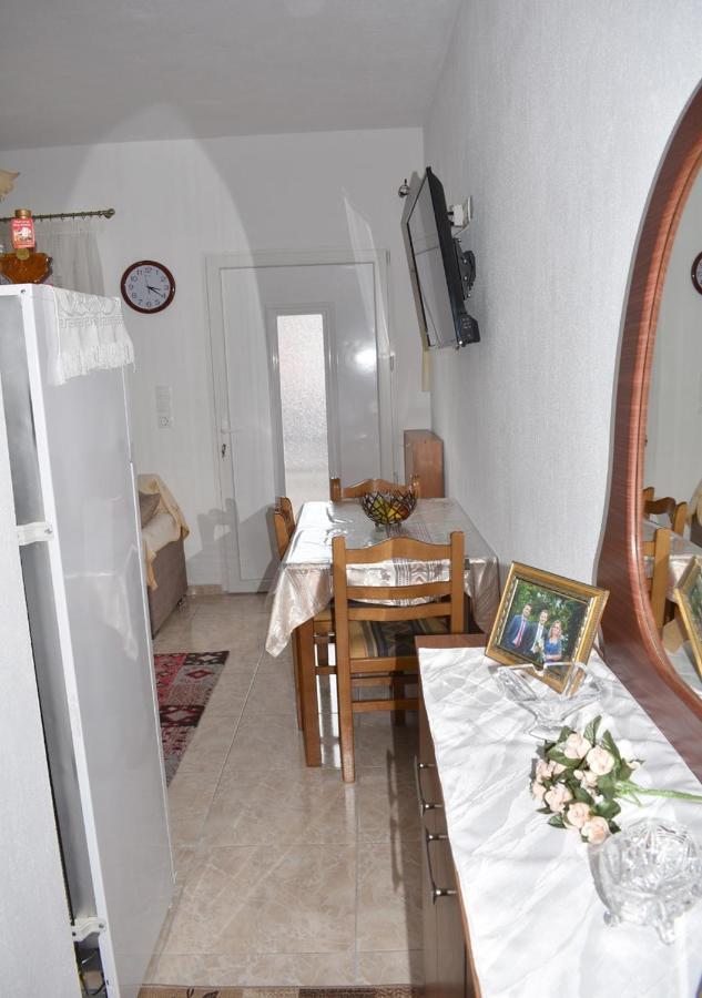 Stavroula'S Houses Kella Exterior photo